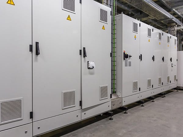 impianti-elettrici-strutture-zootecniche-agricole-parma-modena impianti-elettrici-strutture-zootecniche-agricole-parma-modena